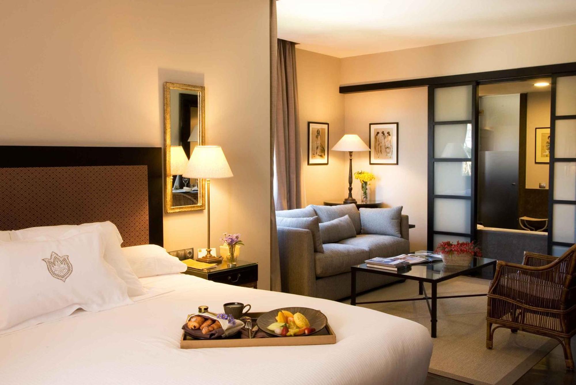 Superior Deluxe Double or Twin Room (2 Adults)